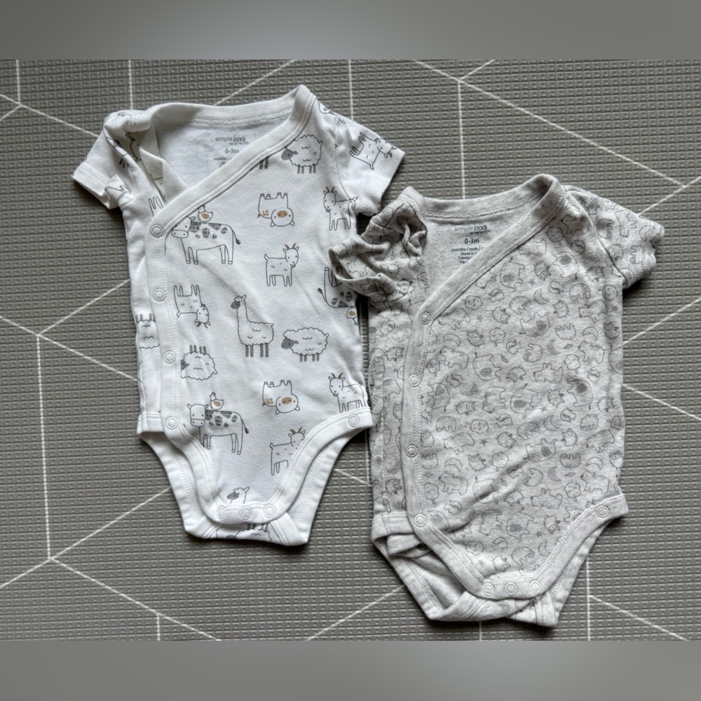 Simple Joys|Baby gender neutral set of onesies,Gray & White Farm Animal-Print•••